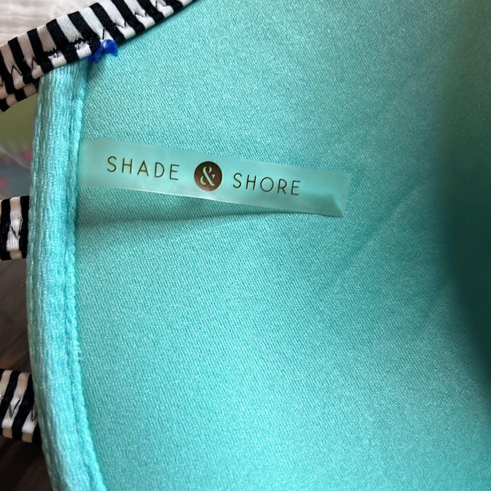 Shade &Shore Bikini Top - Picture 3 of 3